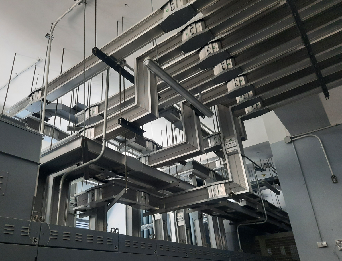 AH & AH-ES Busduct — ceiling installation
